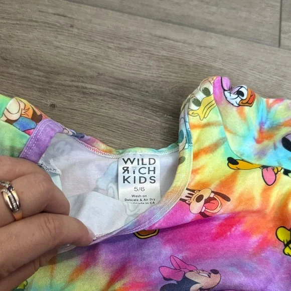 Colorful Disney wild rich kids Mickey Goofy Donald - Picture 3 of 4